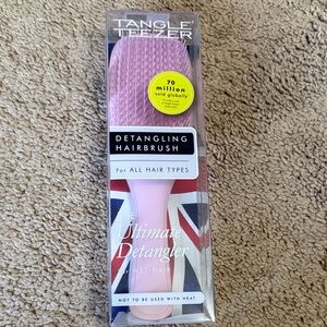 NEW Tangle Teezer Pink Detangling Hairbrush